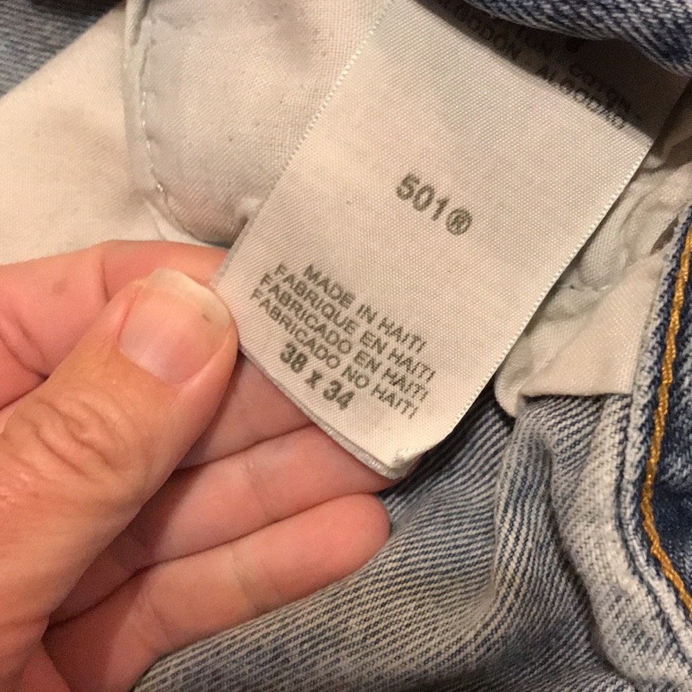Levi’s Original 501 distressed red tag jeans 38X34 - Picture 9 of 12